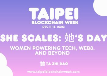 她 Scales; 她’s Day