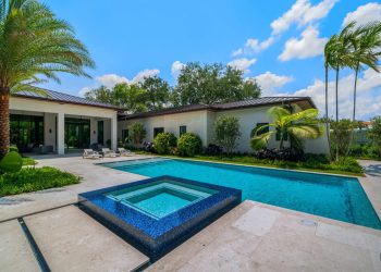 4億豪宅買一送一？建商推虛實整合買房方案，還附設俱樂部！