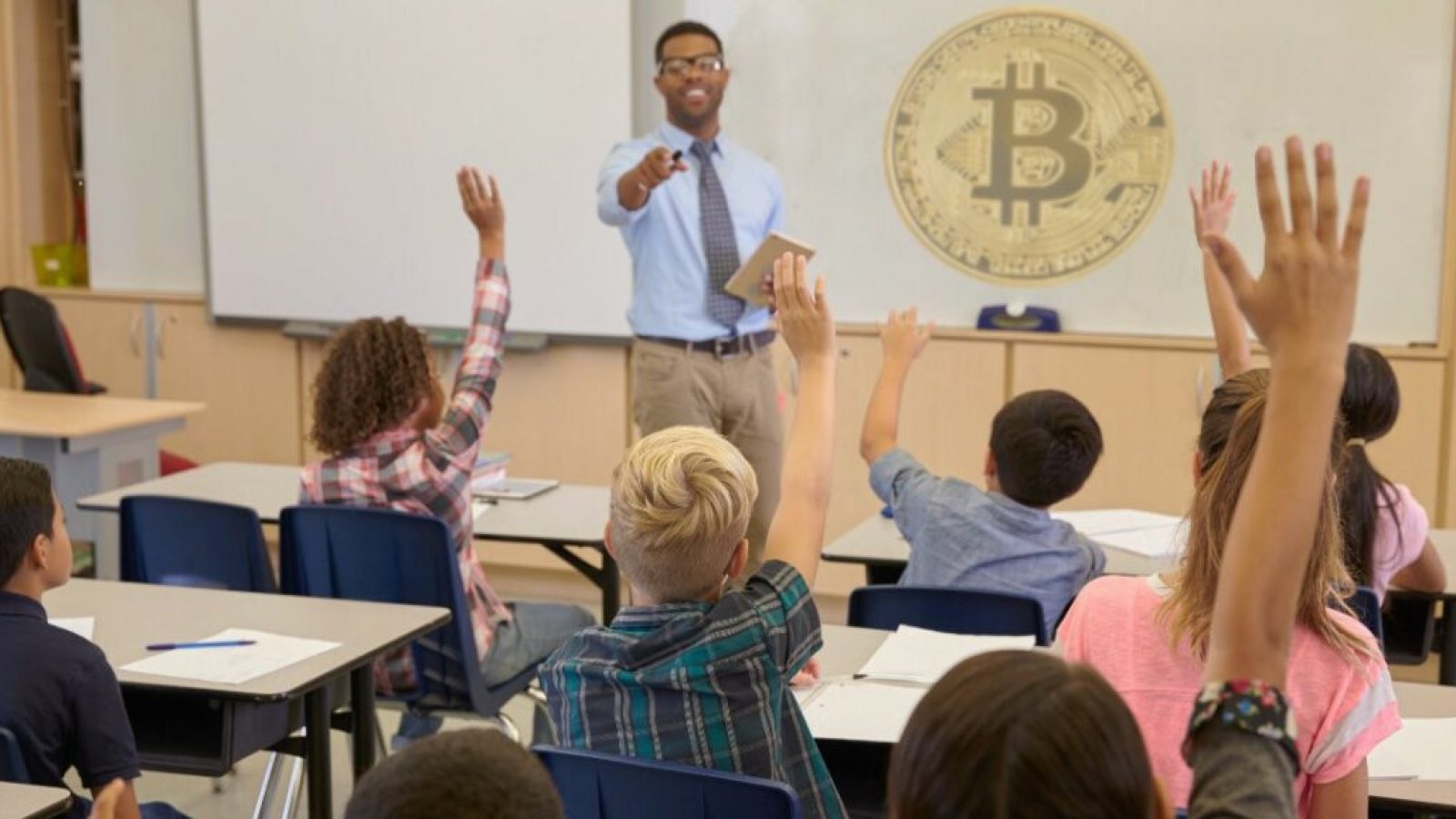 teacher teaching bitcoin